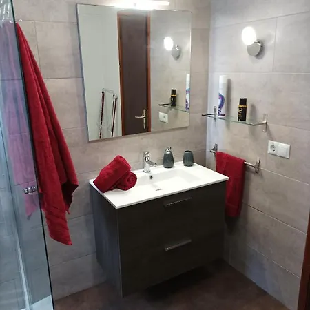 Апартаменты Mit Schoener Aussicht Und Terasse *